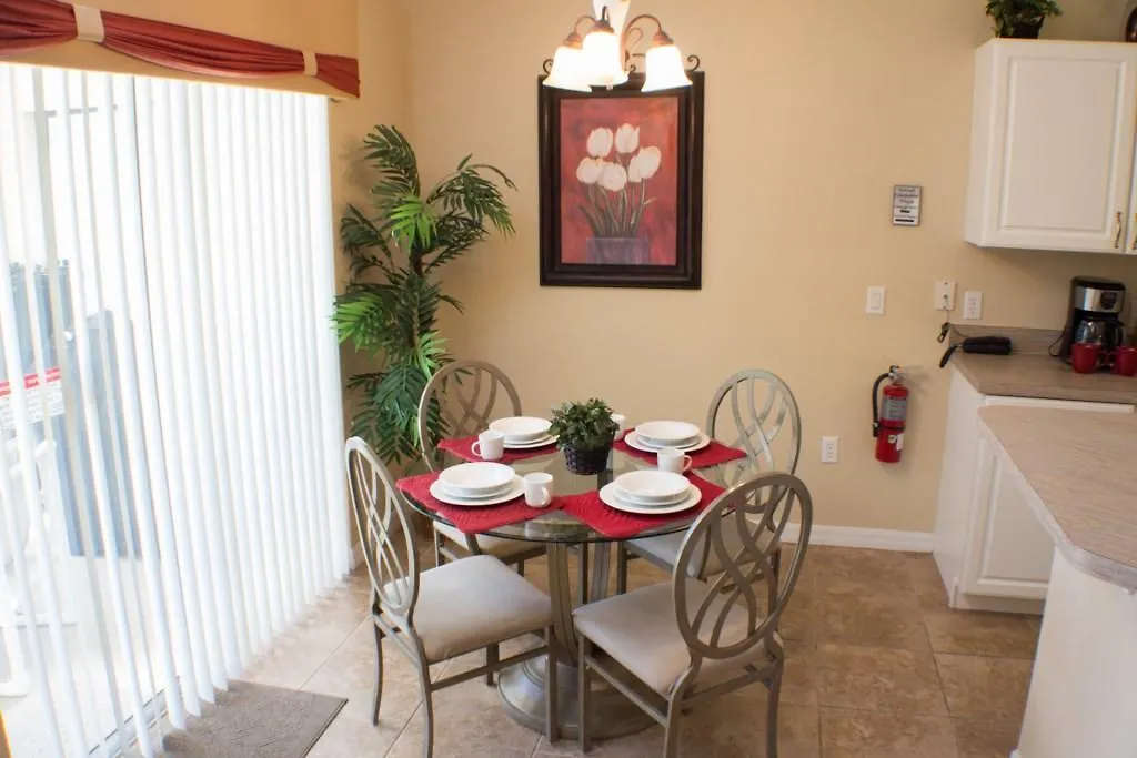 Hibiscus Haven - Four Bedroom Home Davenport